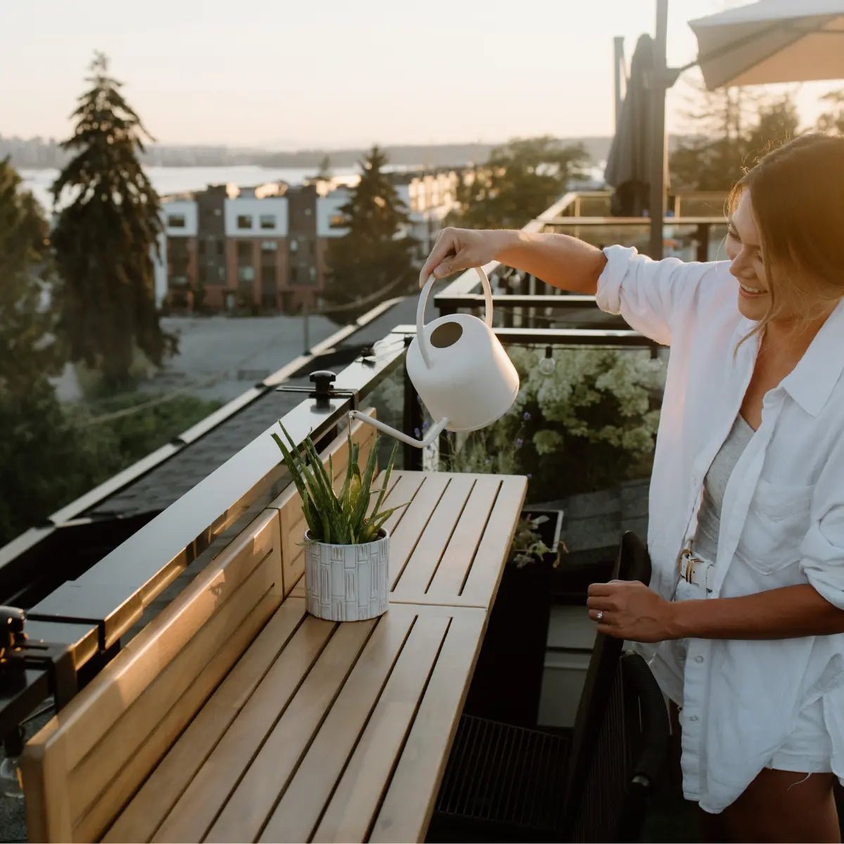 Views Balcony Bar 2.0 (5ft) - Views Balcony Bar | Turn your Balcony into a Bar!